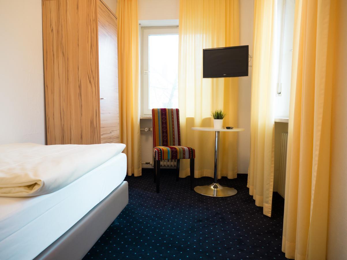 Pension Constantin Erding Exterior photo